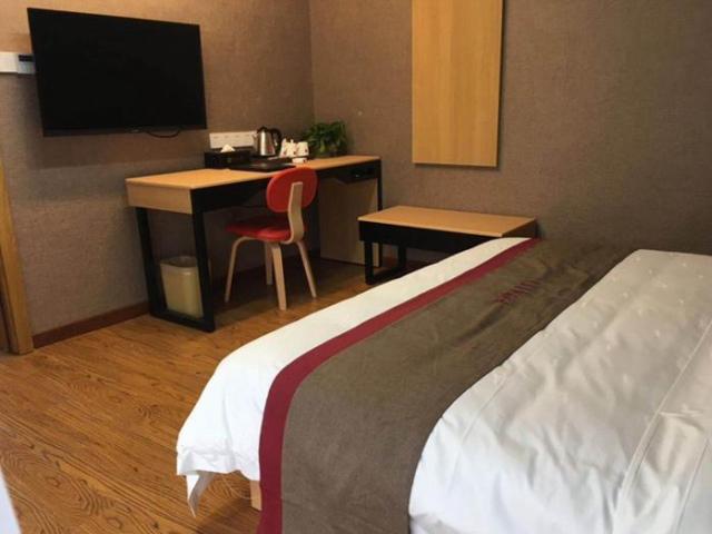 Thank U Hotel Chongqing West Railway Station Bashan International - Chongqing