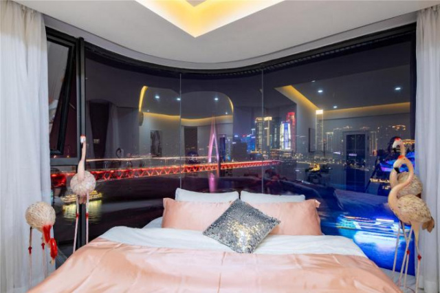Baihong Drone Show River Merge View Suite -Hongyacave - Chongqing
