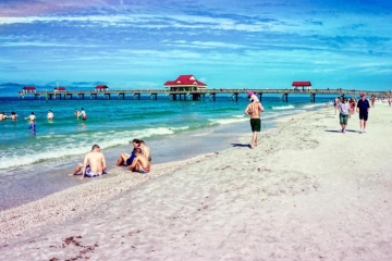 Coconut Grove Beach Resort Suites 1 to 8