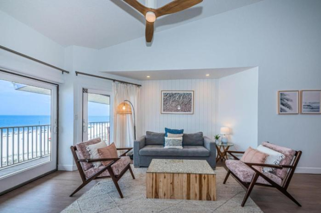 Villas of Clearwater Beach - Unit A17 - Morro Bay