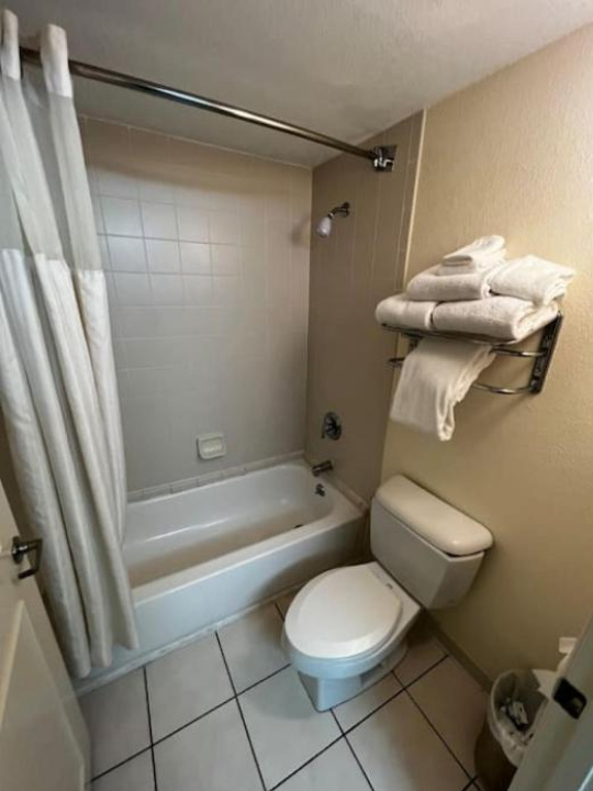 Coastal Comfort Beachfront Condo - Chattanooga
