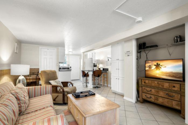 The Palms 9 - Cambria