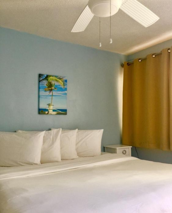 Saint Maurice Beach Guesthouse - Key Largo