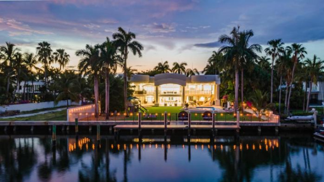 8500sf Direct Intracoastal Mansion - Heated Pool Included in Price Movie Theater Game Room Private D - Key Largo