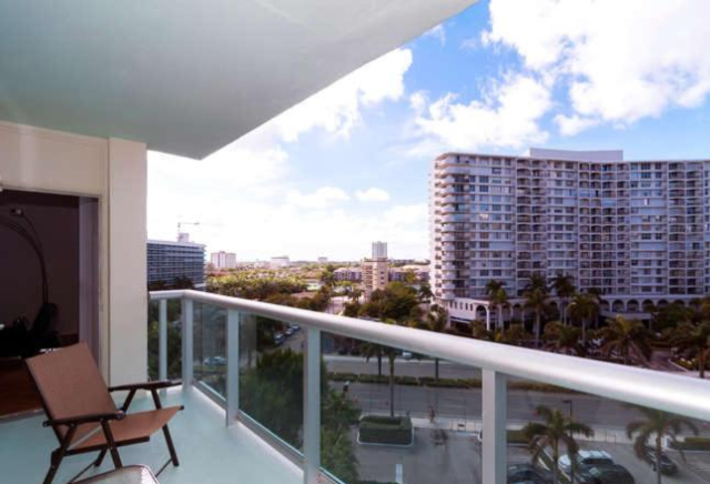 Hollywood 9W - Key Largo