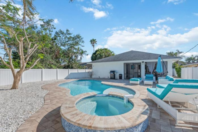 Close to Vanderbilt Beach home! - 尼加拉瀑布