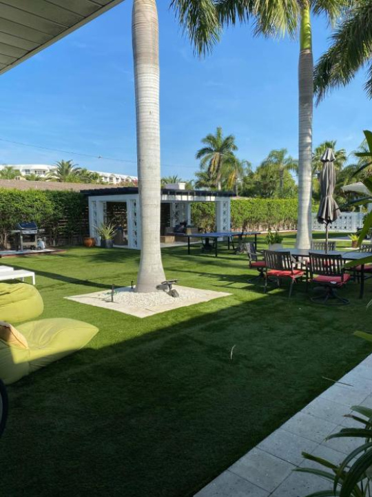 Captiva Beach Resort (open private beach access) - Orlando