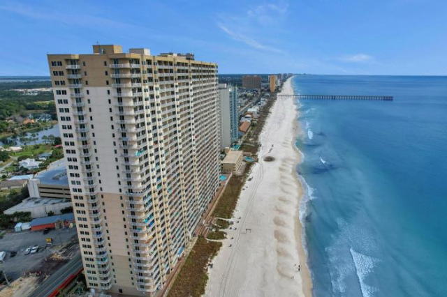 Million Dollar Views, Stunning Beachfront Property - 默特爾海灘