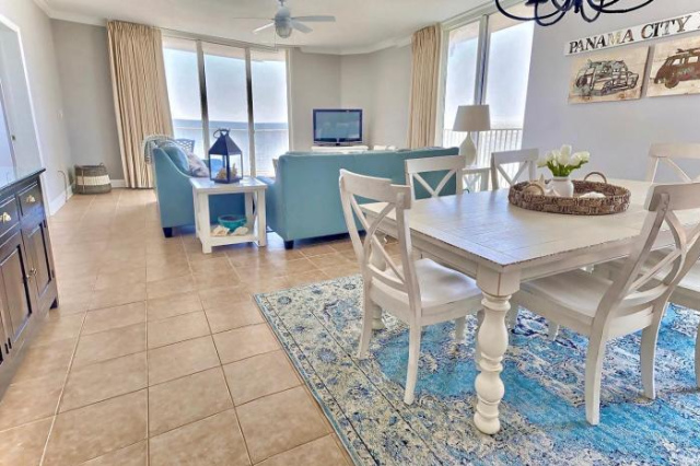 Happy Ours - Tidewater 2200 sq.ft. corner beachfront - sleeps 15 - Myrtle Beach