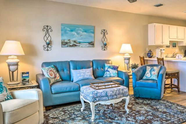 Bright Panama City Beach Condo with Pools! - Myrtle Beach