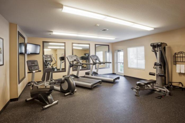 Candlewood Suites Chester - Philadelphia, an IHG Hotel - Pigeon Forge