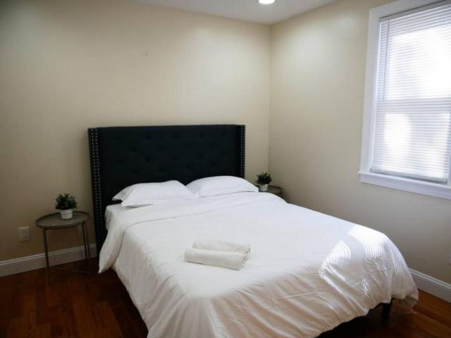 Newly Renovated Guest Rooms near Transportation - Pigeon Forge