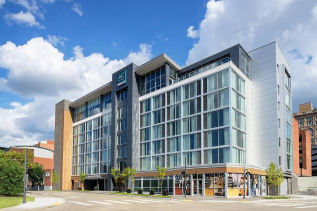 AC Hotel by Marriott Pittsburgh Downtown - Gatlinburg