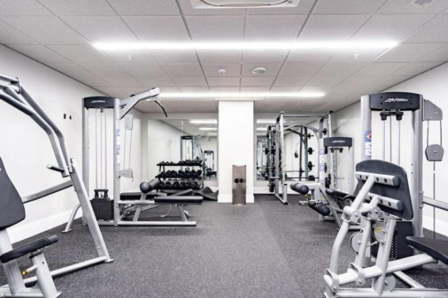 HostWise Stays - The Washington at Chatham - Free Garage Parking across from PPG Arena - Gatlinburg