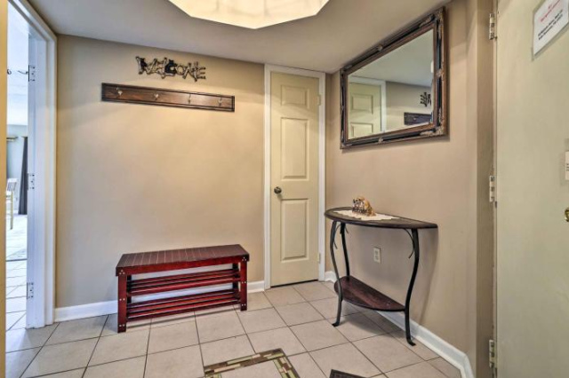 4-Season Condo on Big Boulder Lake with Views! - Harmony Lake