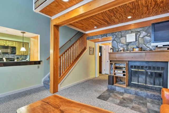 Cozy Lake Harmony Condo with Balcony on Boulder Lake! - Harmony Lake