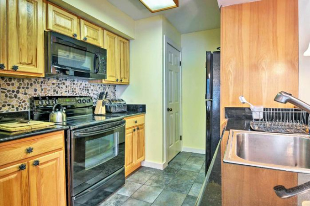 Cozy Lake Harmony Condo with Balcony on Boulder Lake! - Harmony Lake