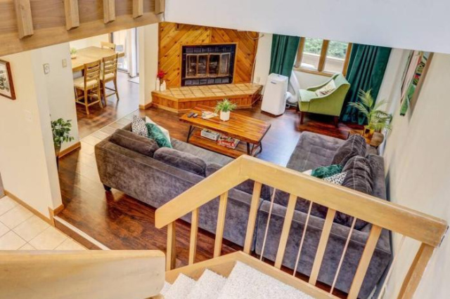 Cute & Cozy Poconos Escape in Lake Harmony - Harmony Lake