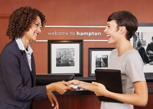 Hampton Inn & Suites Pittsburgh New Stanton PA - Scottdale