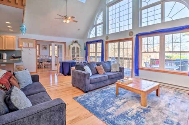 Lakefront Getaway 15 Mi to Jack Frost Slopes! - Albrightsville