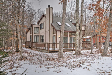 Roomy Pocono Home Less Than 3 Mi to Hickory Run State Park - Albrightsville 最低房價3958元