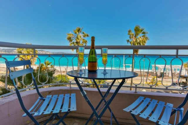 SEA FRONT SUITE - Panoramic View with Terrace - 85 m - Nice