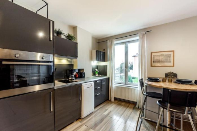 Small Studio in my house with garden - Lyon