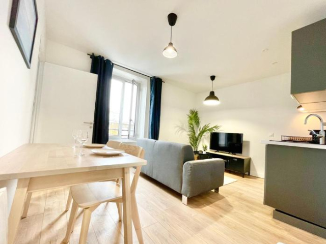 LORIENT CENTRE - Luxueux Appartements - NOUVEAU-WIFI FIBRE - 洛里昂