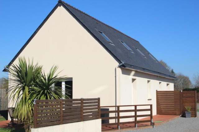 Maison récente, deux chambres, à 10 minutes en voiture des plages - 濱海莫厄朗