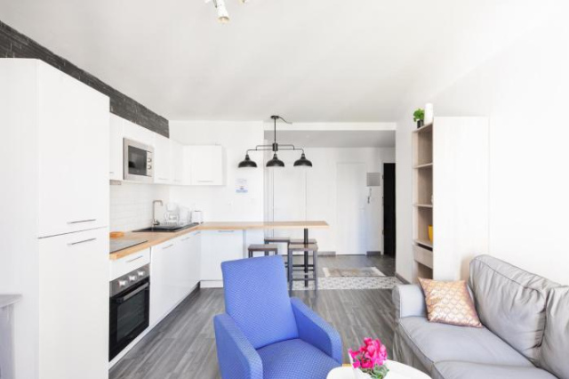 Chambre privée avec lit double - Toulouse
